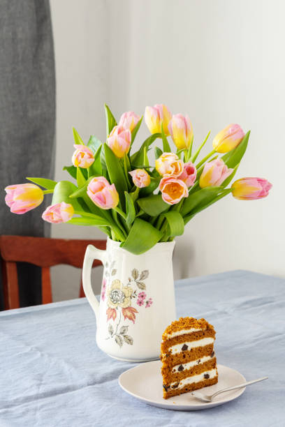 istock Spring bouquet of pink tulips 1306633789