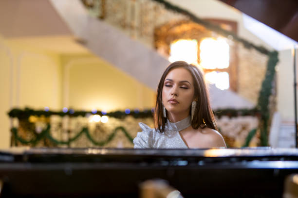 istock Piano Fashion Model 1306761644