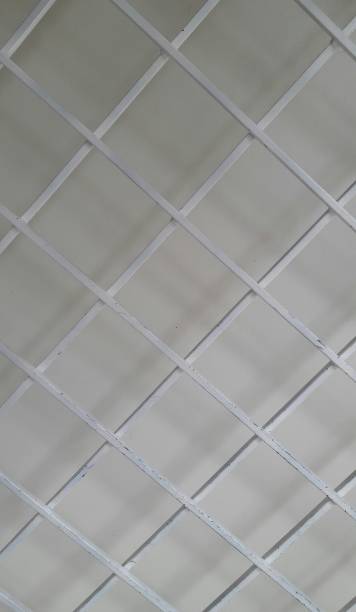 istock Protection screen in white enameled metal, smaller geometric shape 1306870987
