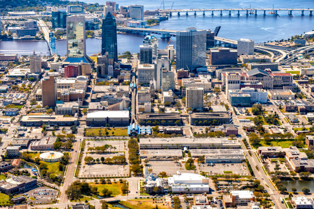 istock Above Downtown Jacksonville 1306917685