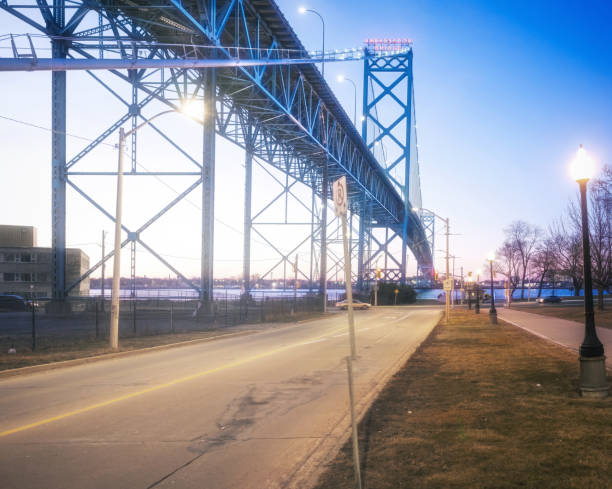 istock Ambassador Bridge at Dusk 1306944641