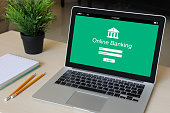 online-banking-laptop-computer-digitale-mobile-zahlung-e-commerce.jpg?b=1&s=170x170&k=20&c=d7xC48IderxhdmOVnr5iEfwXEfuqMQSLweMHfFcfX4I=