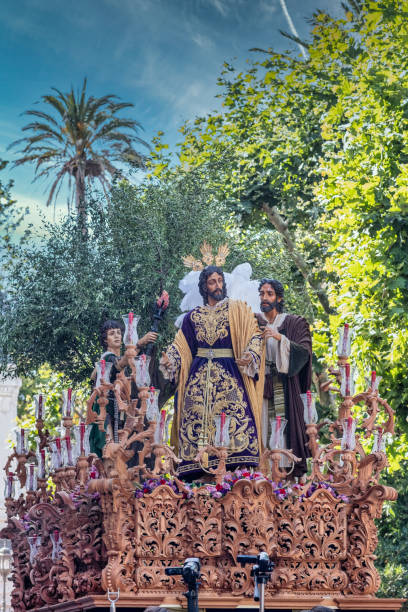 istock Easter. The Virge Maria. 1307044025