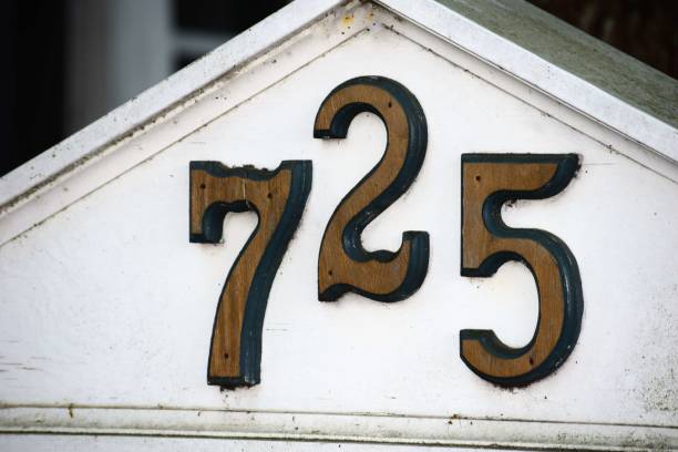 istock 725  house number sign 1307049503