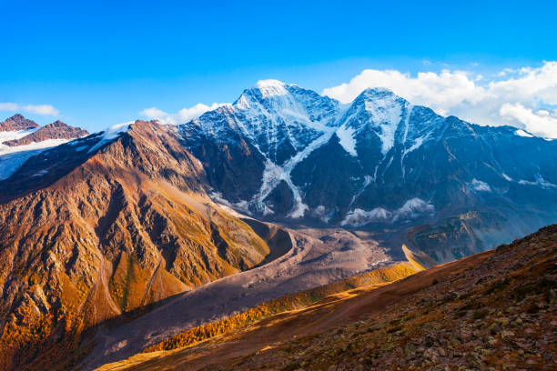 istock Donguzorun Babis Mta mountain, Elbrus region 1307075011