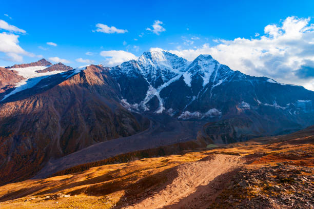 istock Donguzorun Babis Mta mountain, Elbrus region 1307075036