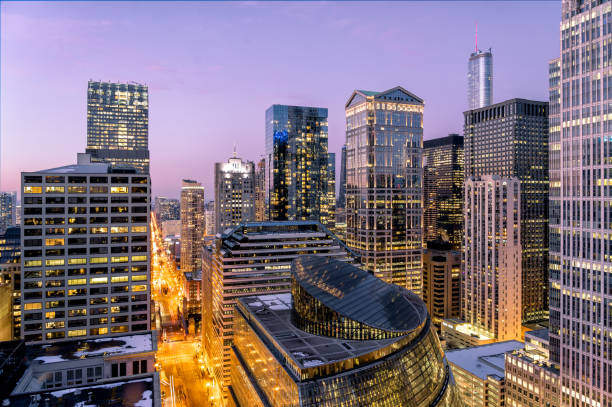 istock Chicago Cityscape at Sunset 1307084125