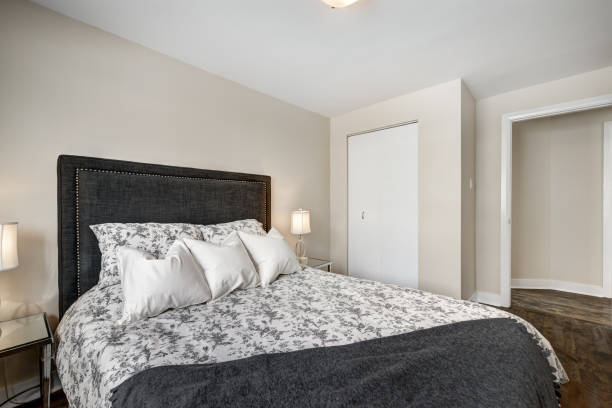 istock New Canadian Luxury House 1307122862