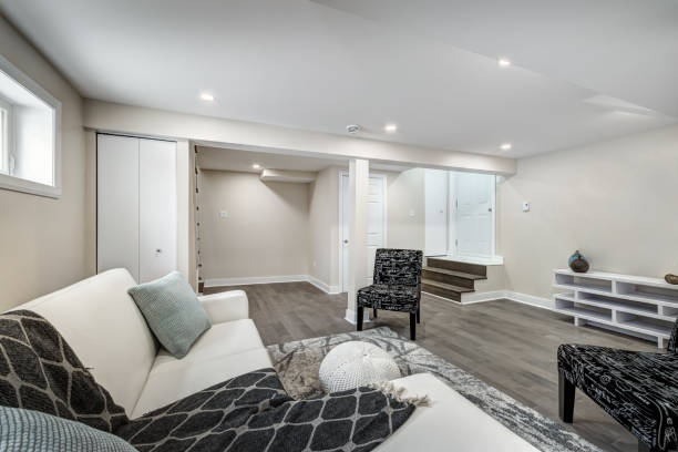 istock New Canadian Luxury House 1307122888