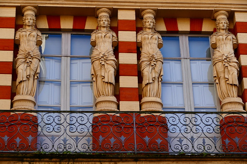 Cariatides building : 19th century facade, Toulouse