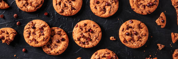 istock Chocolate chip cookies panorama, top shot 1307137958
