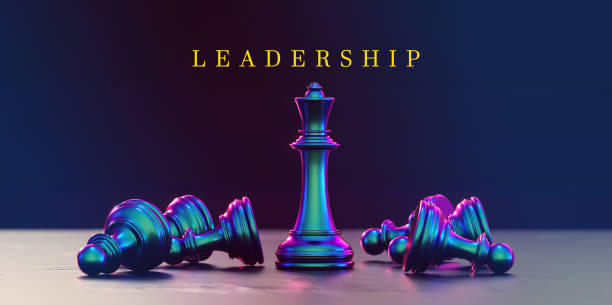 concepts de leadership avec king chess - chess leisure games chess queen skill photos et images de collection