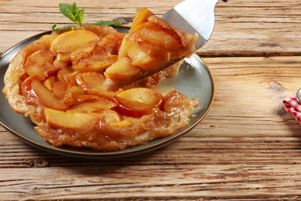 istock Tarte Tatin 1307216158