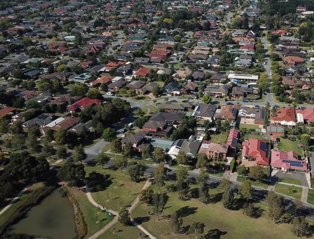 istock Residential living amongst parklands. 1307277546