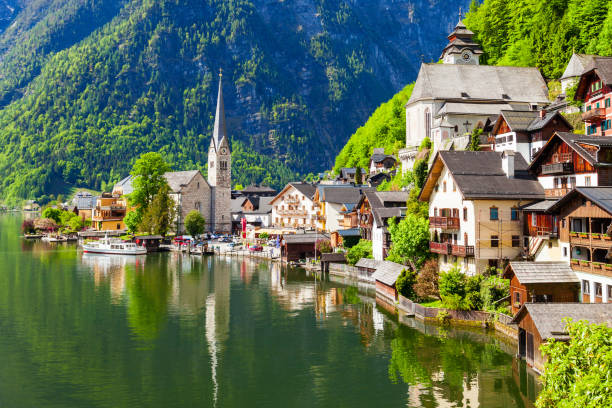 istock Hallstatt old town, Austria 1307283750