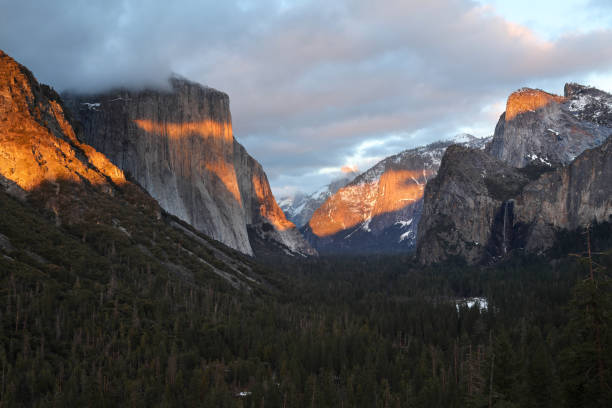 istock Iconic Yosemite Valley Landscape 1307287952