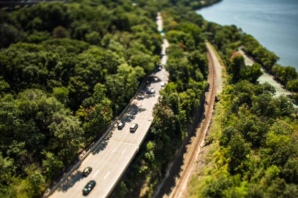 traffico stradale di new york visto da george washington bridge - overhead cable car car usa avenue foto e immagini stock