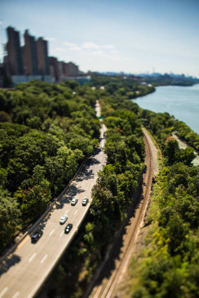 traffico stradale di new york visto da george washington bridge - overhead cable car car usa avenue foto e immagini stock