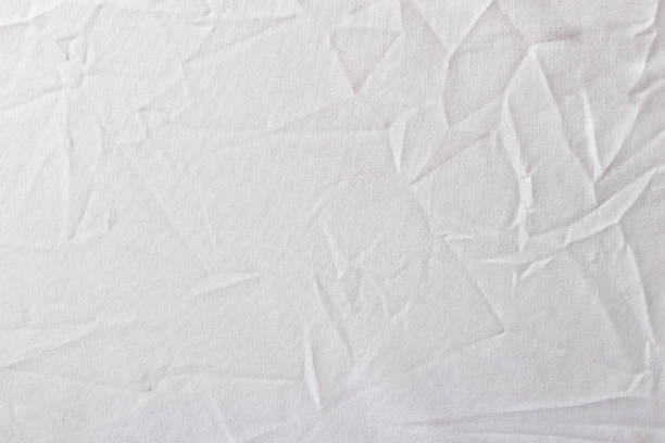 The crease on the white shirt 2