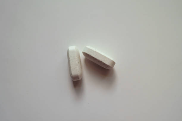 istock Caplets of kelp dietary supplement (two items) 1307391415