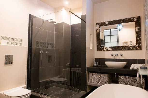 istock Luxury en suite bathroom 1307396764