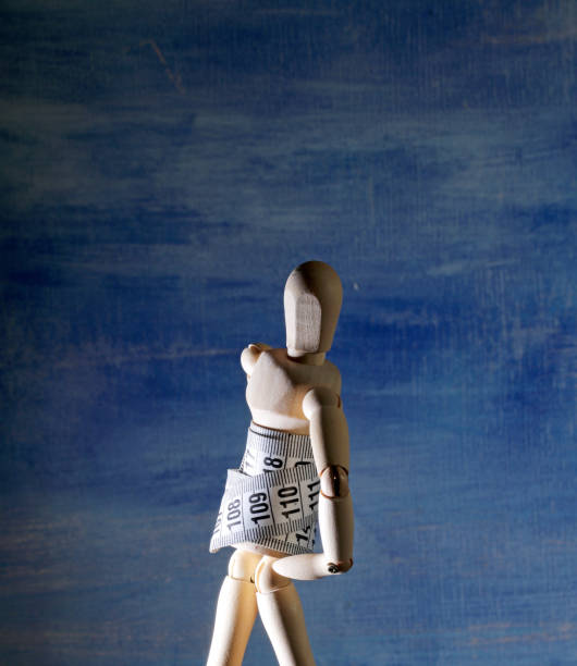測定テープ付き木製マネキン - mannequin dressmakers model male torso ストックフォトと画像