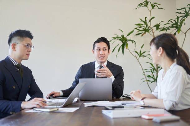 istock A person who has a multinational meeting 1307510349