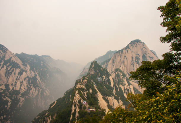 pico norte - huangshan mountains fotografías e imágenes de stock