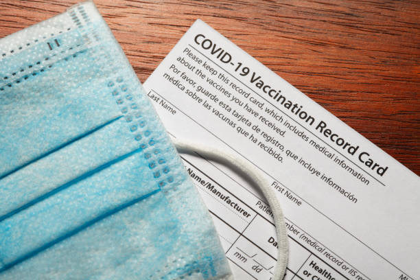 istock COVID-19 Vaccination Record Card 1307620927