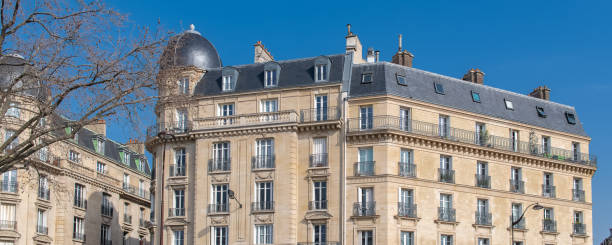 istock Neuilly-sur-Seine, buildings 1307639034