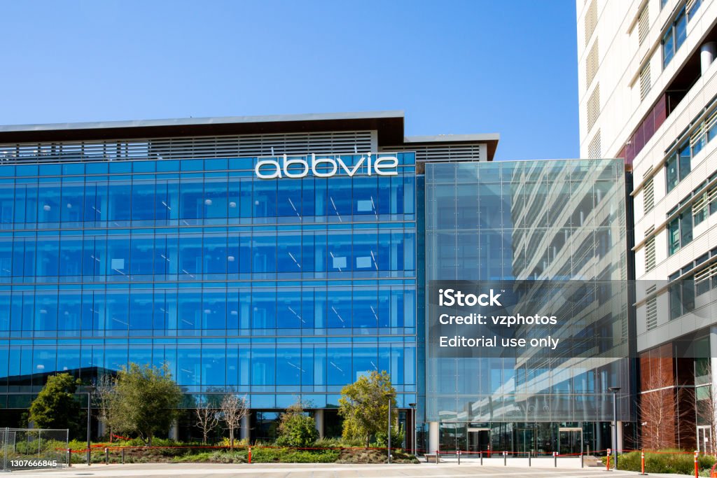 Abbvie South San Francisco, CA, USA - February 24, 2021: Closeup of AbbVie building corporate office, an American biopharmaceutical company with its headquarters in Lake Bluff, Illinois, USA Biotechnology Stock Photo
