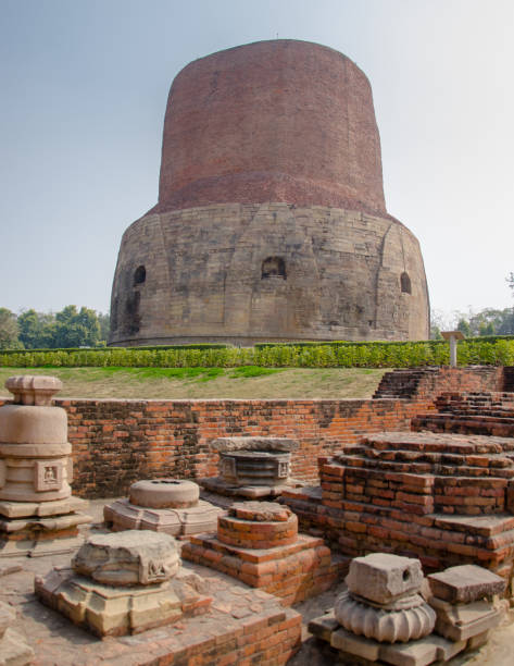 istock Sarnath Stupa in the Memory of Buddha 1307694609