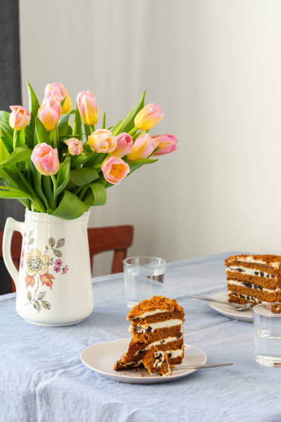 istock Spring bouquet of pink tulips 1307728423