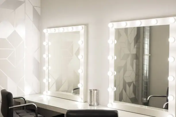 Mirrors with bulbs for make up in the make-up room
