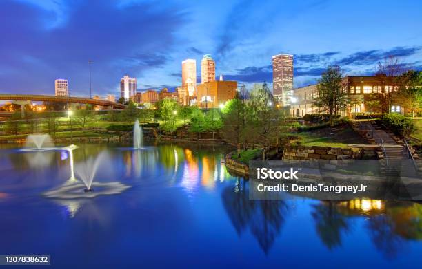 Tulsa Oklahoma Stock Photo - Download Image Now - Oklahoma, Tulsa, Urban Skyline