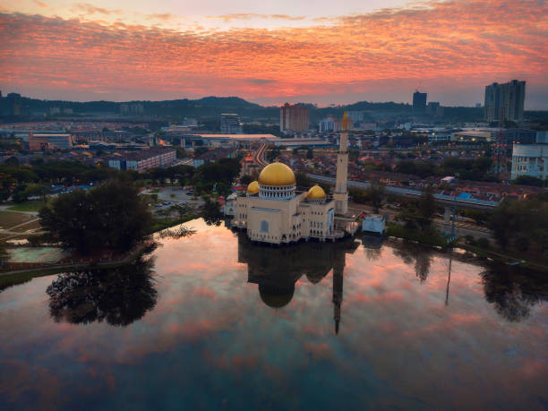 istock Puchong As-Salam Mosque dramatic sunrise 1307877171