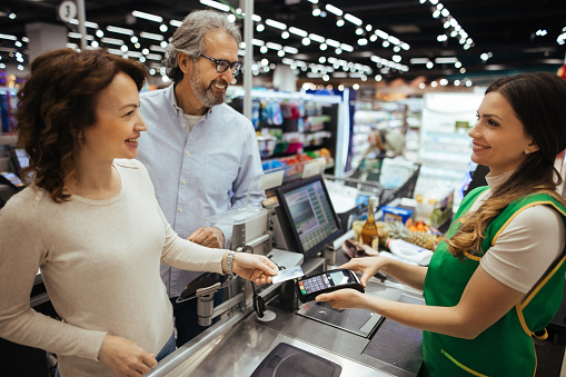 Contactless payment in supermarket