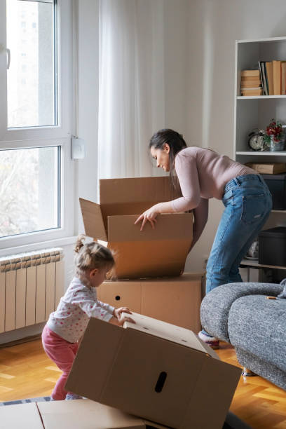 istock Family Move 1307977750