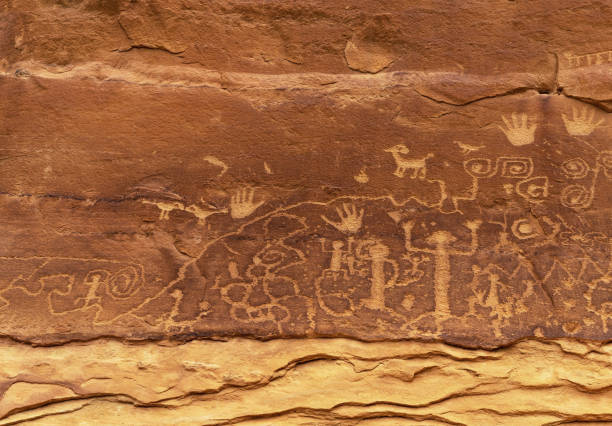 Petroglyphs, Mesa Verde national park, Colorado, USA