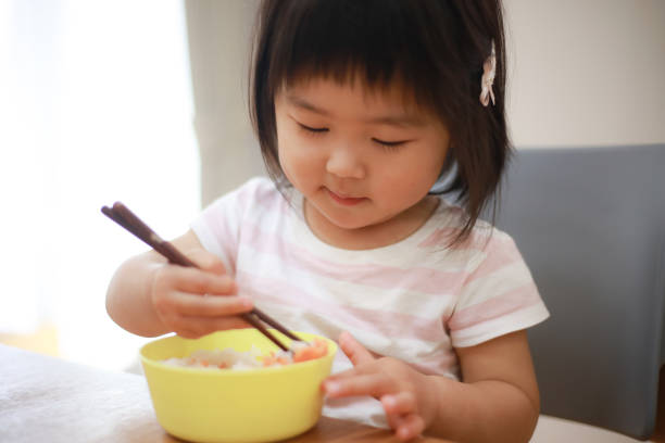 Girl to eat