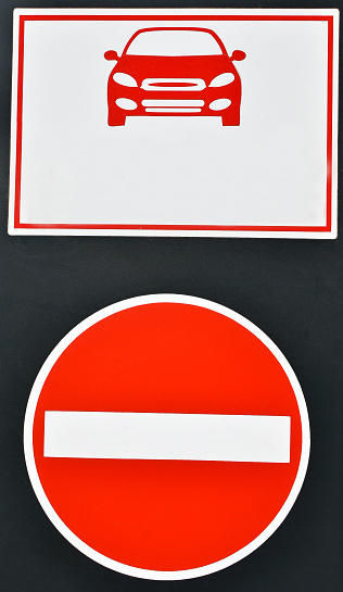 Do not enter sign and a car symbol