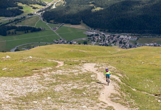 istock Scenic mountainbiking on Engadin´s single trails, Switzerland. 1308075285