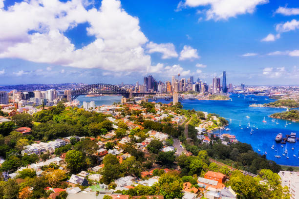 istock D Sy Waverton 2 CBD Good day 1308159230