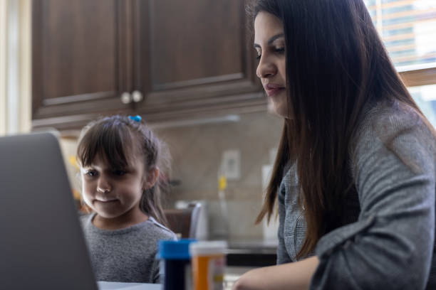 istock Telemedicine - Telehealth 1308176165