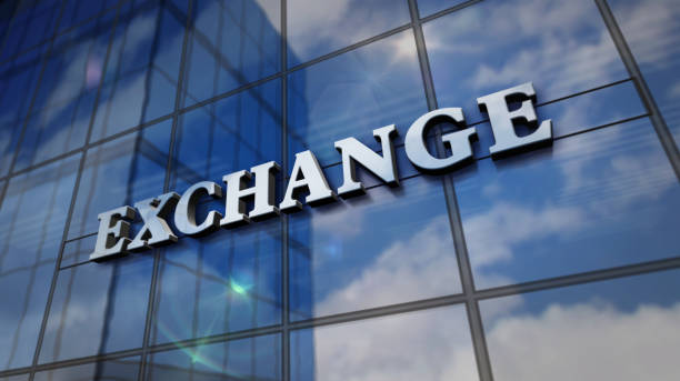 istock Exchange glass skyscraper with mirrored sky 3d illustration 1308215510