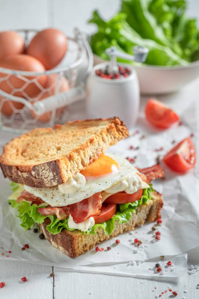 istock Homemade toasted bread with egg, bacon and tomato. British breakfast. 1308241616