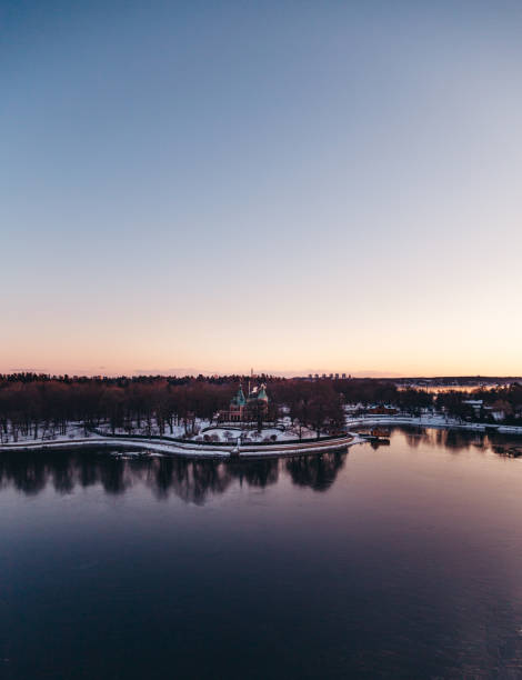 djurgården on a winter morning at sunrise, stockholm sweden - stockholm sweden sea winter imagens e fotografias de stock