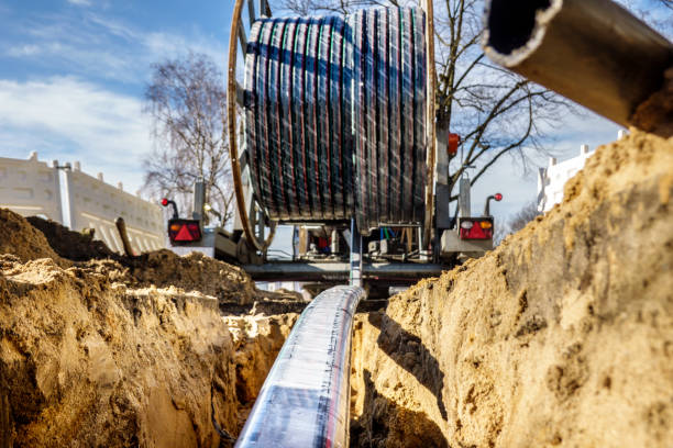 fiberglass network under construction - burying ground imagens e fotografias de stock