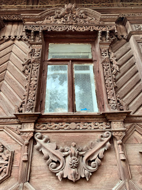 istock Platbands on an old house in Suzdal. Russian architecture. 1308377224