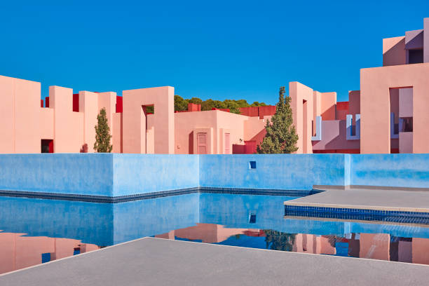 Geometric building with pool. The red wall, Calp, Spain